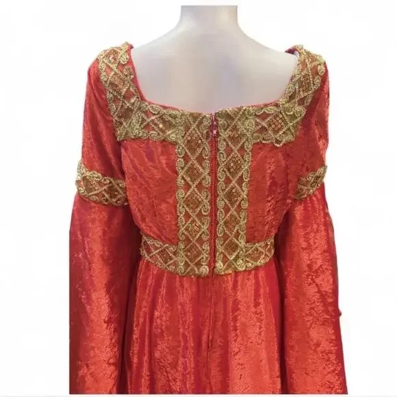 Velvet Renaissance theater costume in red/gold - Picture 8 of 10